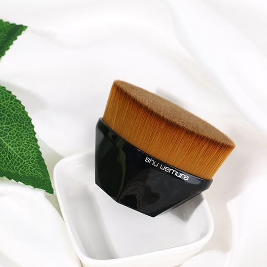 植村秀 55号 粉底刷 shu uemura  魔术粉刷 绵密细腻 上妆神器 打造完美底妆【CDF】 商品图0