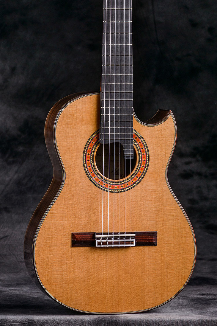 【日本】偌珂曼 高音吉他 rokkomann alto 2016