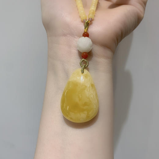 蜜蜡水滴项链 商品图2