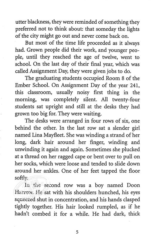 【中商原版】微光城市 英文原版 The City of Ember 商品图4