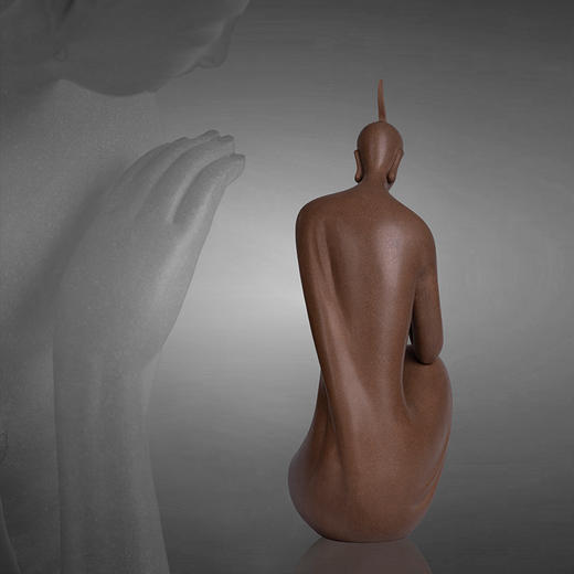 龙德堂陶艺 东方禅意雕塑《静思》 范泽锋督造  陈宗宝 制作 （库存咨询客服） 商品图3