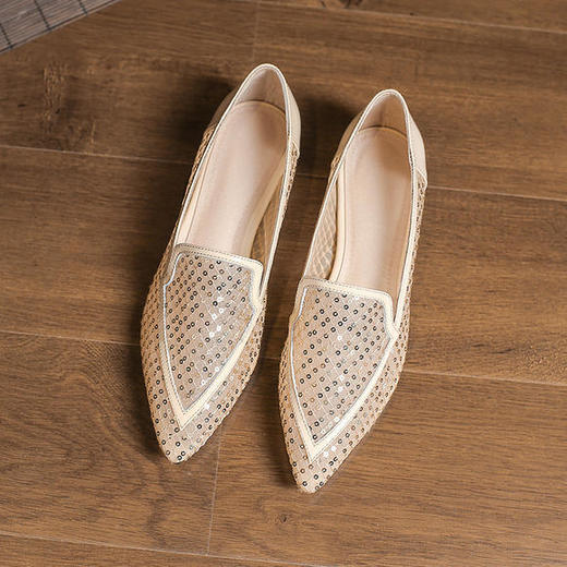 XY-D31-7真皮透气尖头浅口，网纱绣花凉鞋 商品图2