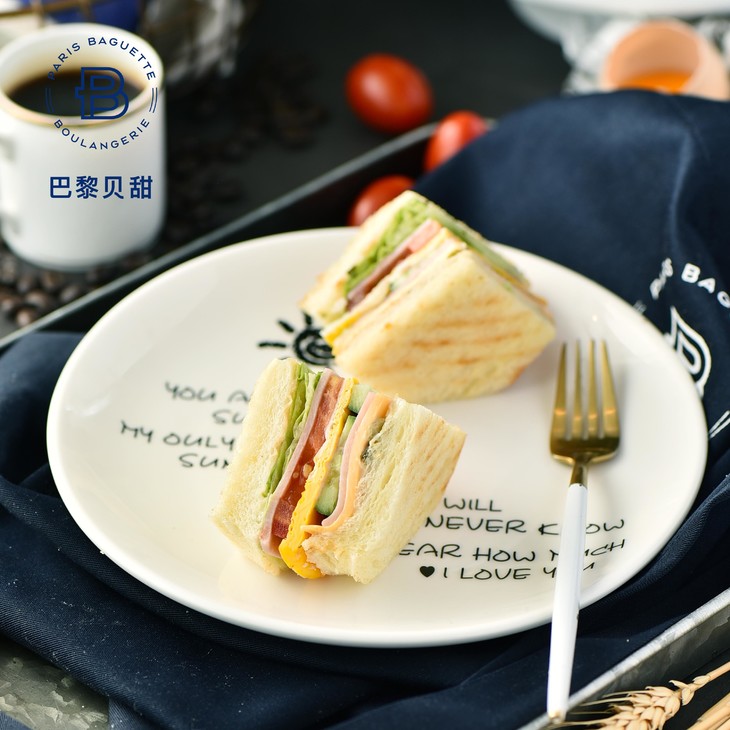 巴黎贝甜|火腿鸡蛋三明治(食街)