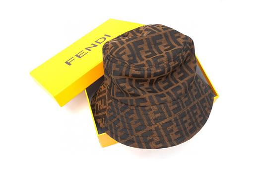 fendi 芬迪 fd满印logo渔夫帽