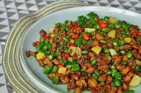 【麓熹小苑】中餐厅 青椒鸡