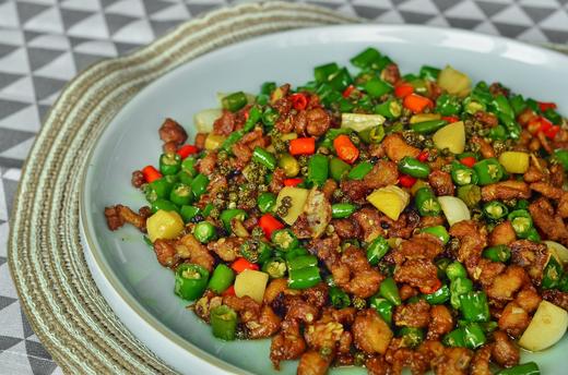 【麓熹小苑】中餐厅 青椒鸡 商品图0