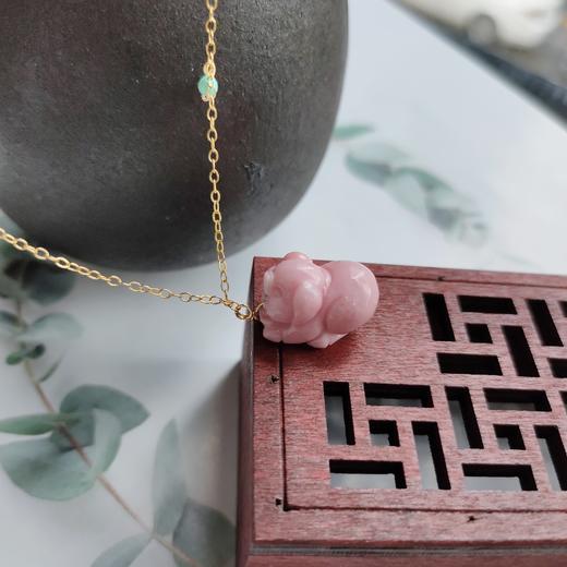 蔷薇石小猪项链 商品图1