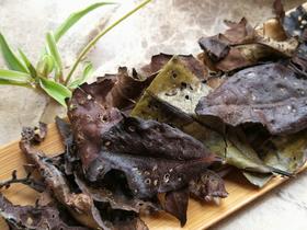 2013年六堡镇黑石顶霜降老茶婆(150g)