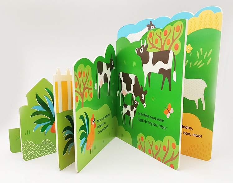 【中商原版】农场 onto the farm 缕空书 异形纸板书 韵文押韵绘本故