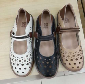 西村名物新款奶奶鞋复古镂空真皮森系X20CE30061
