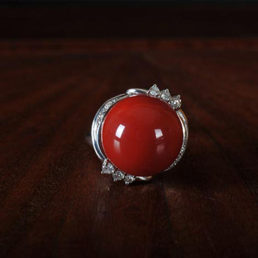 铂金镶钻珊瑚戒指 商品图0