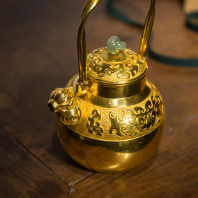 竹影堂纯金兽口饕餮纹翡翠摘汤沸