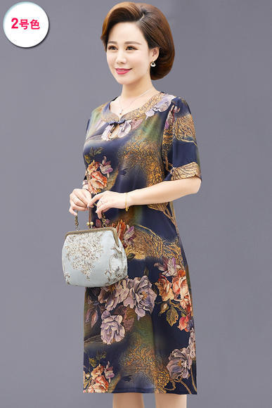 W-47785夏新款富贵洋气大码宽松短袖中长款丝缎连衣裙 商品图1