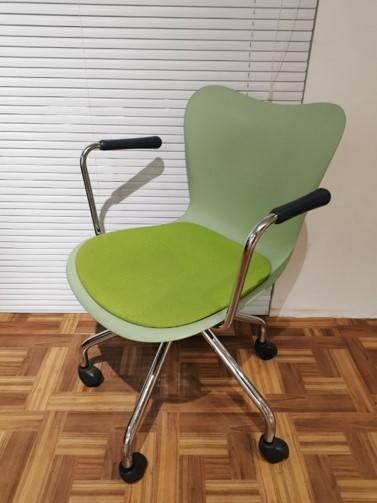 设计师Trojka绿色中古扶手椅 商品图0