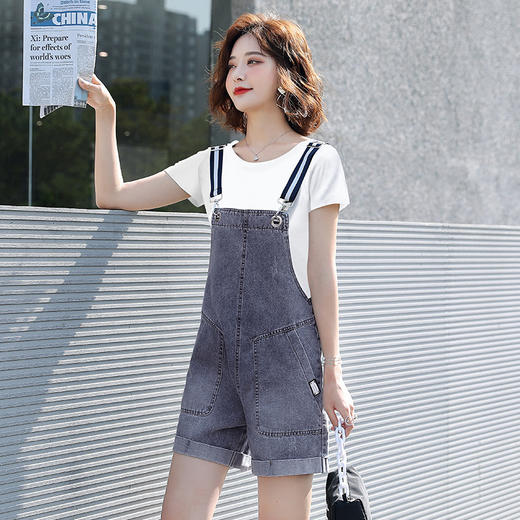 QYYS-S97950背带牛仔裤套装 显瘦宽松小个子连体裤 商品图4