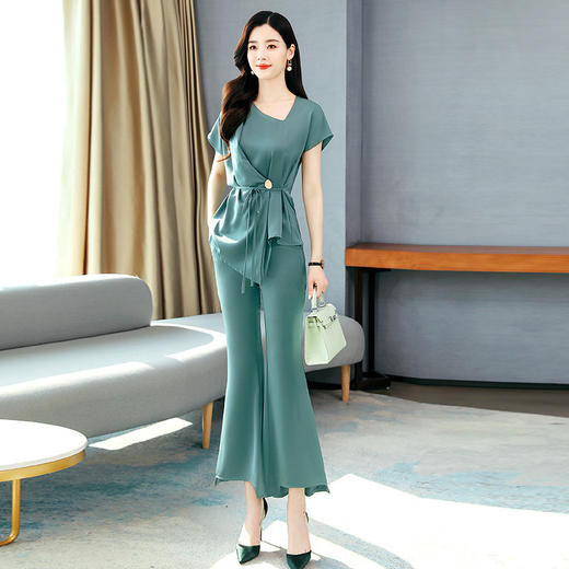 WZNH-HR8126-0424时尚套装新款韩版修身T恤洋气阔腿裤两件套 商品图3