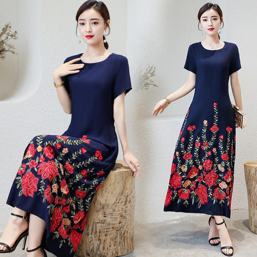 TZX-夏新款时尚显瘦棉麻刺绣阔太太连衣裙 商品图0