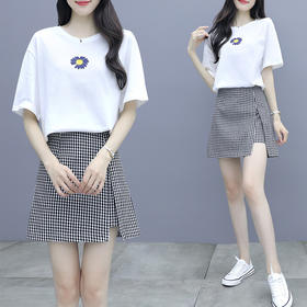 LN-N1-129-A-9618实拍2020新款小雏菊修身显瘦时尚两件套