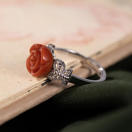 CW60-65-S925南红玛瑙玫瑰花蝴蝶戒指 商品图1
