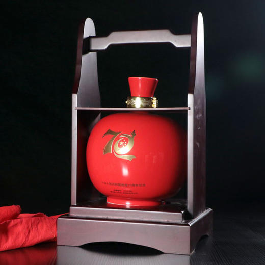 茅台镇仁帅70周年国庆纪念酒3.5L（7斤坛） 商品图3