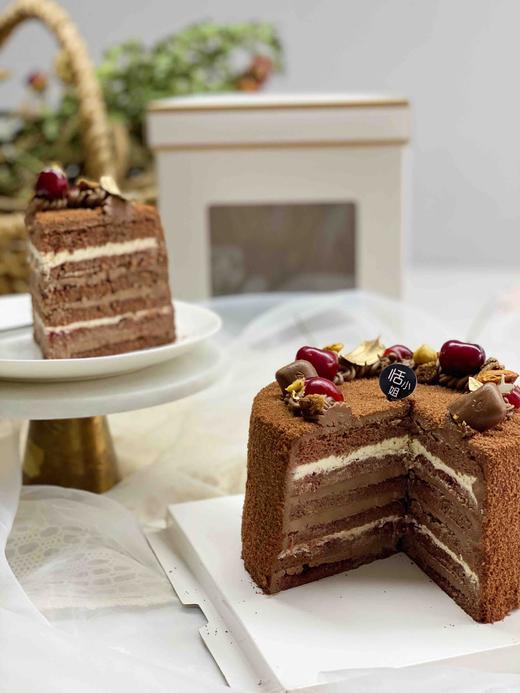 创意多层黑森林，传统黑森林的升级版，内在法芙娜巧克力碰撞上樱桃果茸夹心，完美的搭配经得起各种口味的挑剔 商品图7