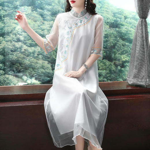 OG-99180民族风复古，情人纱刺绣连衣裙 商品图1
