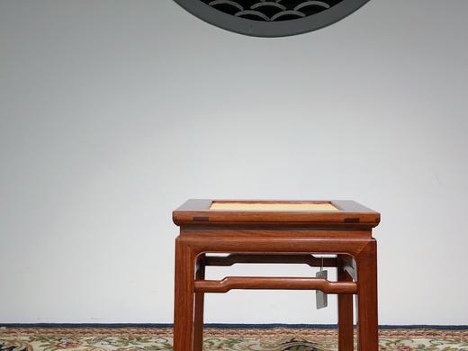 红桥红  家具严选  缅甸花梨（大果紫檀）  【40 马蹄腿带束腰 方凳 藤面】 商品图6