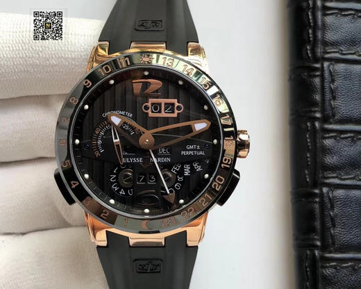 TWA雅典航海世家 El Toro/Black Toro万年历腕表 复刻天文台认证机芯:UN-32自动上链机芯，专利双窗口大日历，表壳材质:316L钢/陶瓷圈口/陶瓷按钮/陶瓷表冠，防眩抗磨损蓝宝石 商品图14