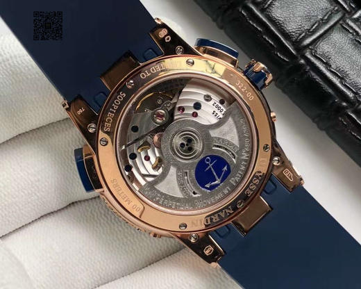 TWA雅典航海世家 El Toro/Black Toro万年历腕表 复刻天文台认证机芯:UN-32自动上链机芯，专利双窗口大日历，表壳材质:316L钢/陶瓷圈口/陶瓷按钮/陶瓷表冠，防眩抗磨损蓝宝石 商品图7