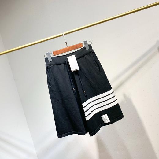 点此购买tb男女款三道杠透气运动短裤青149928