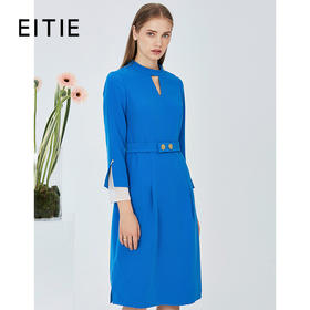 EITIE爱特爱秋季新款通勤挂脖V领显瘦收连衣裙C2007514