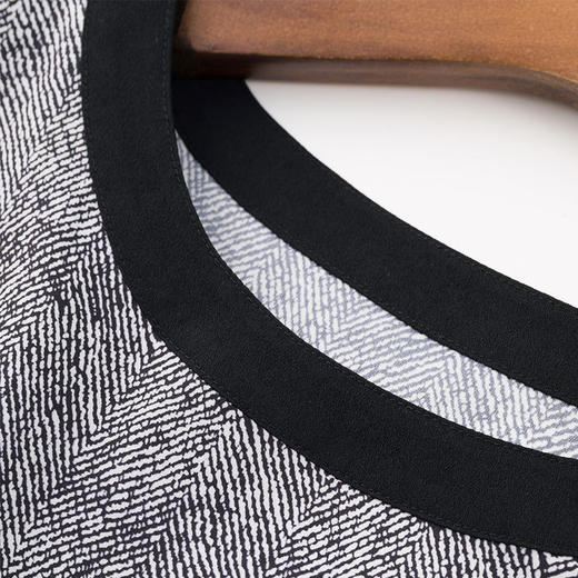 DB-A191新中长款七分袖燕尾宽松大码上衣 商品图2