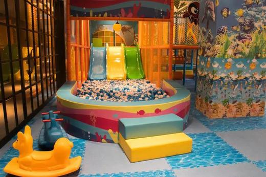 ★浙江年夜饭★￥999起/人 3天2晚“欧式城堡”【安吉凯承温德姆至尊豪廷大酒店】豪华房+早餐，6人/10人除夕年夜饭+年初一自助晚餐，2026年2月16日专享 商品图4