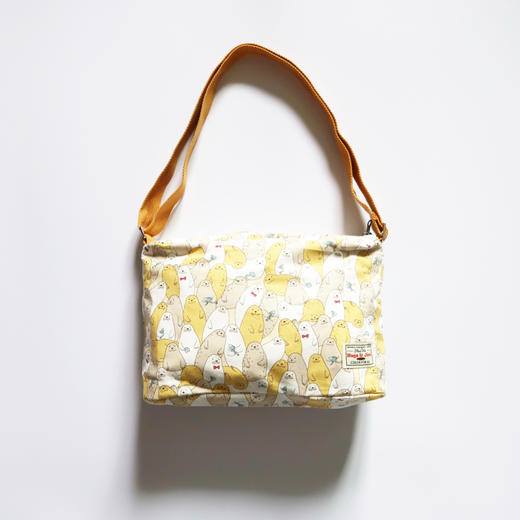 HUGOJIRO中号斜挎包POPOLO小海豹 商品图3