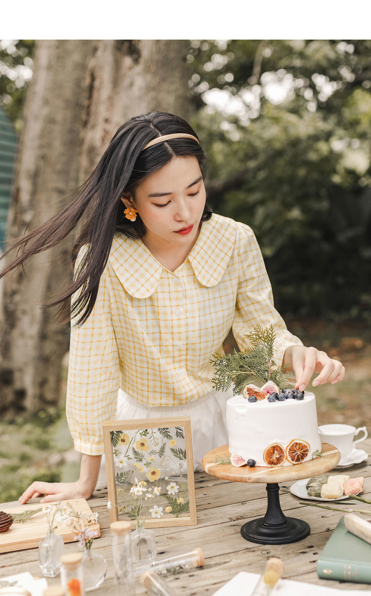 茵曼格子衬衫女2020秋装新款七分袖衬衣娃娃领复古田园风上衣学生