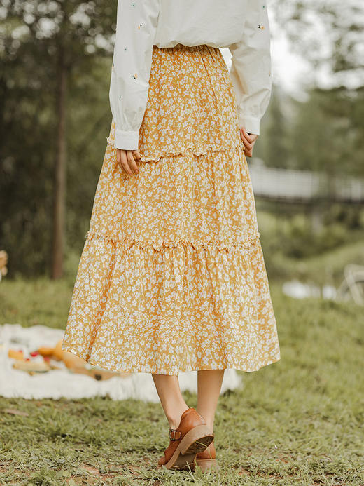 茵曼半身裙女2020秋装新款碎花小清新田园风a字中长裙高腰蛋糕裙