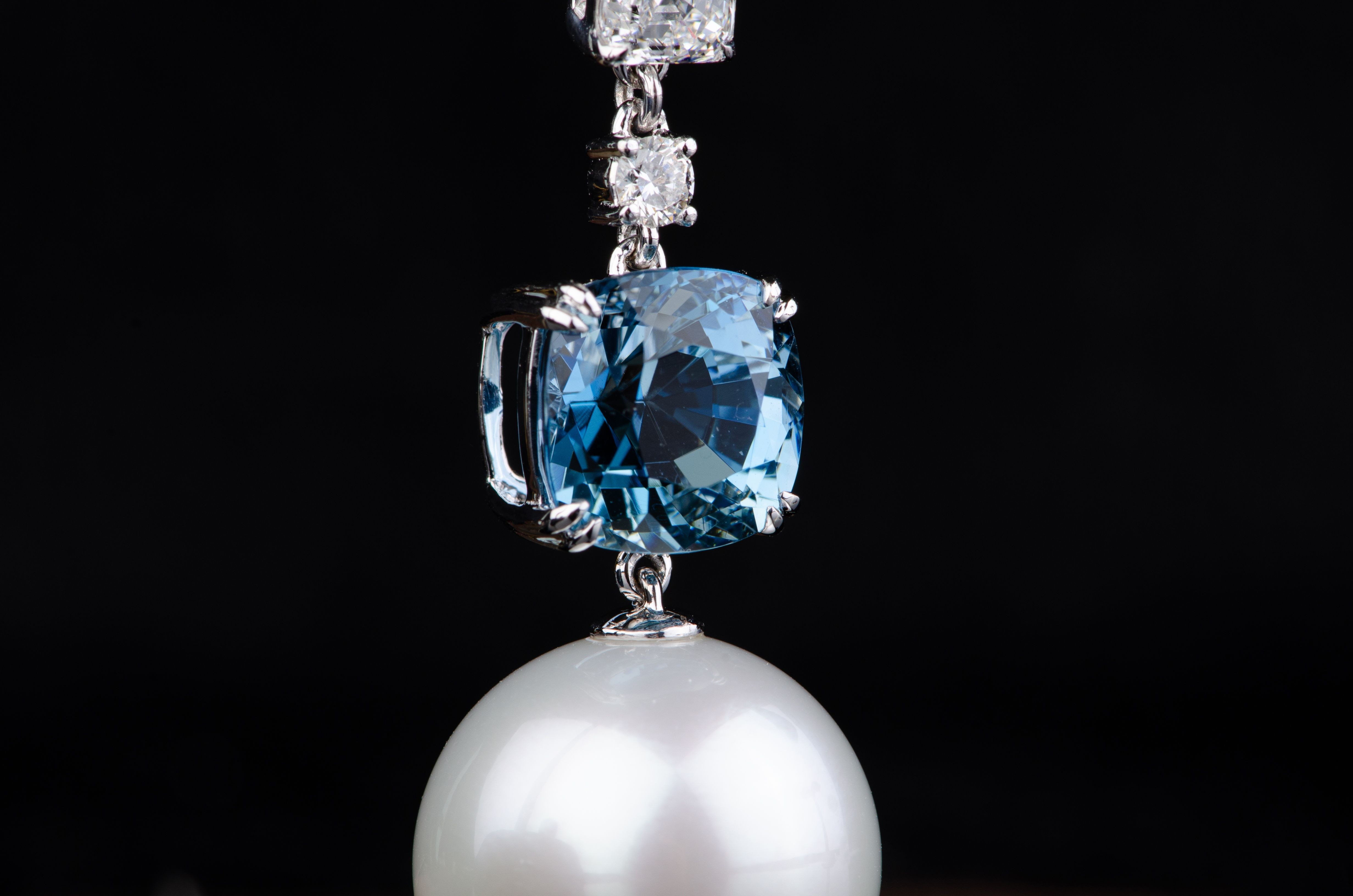 海蓝宝高级珠宝定制欣赏页面显示虚拟价格定制需联系客服