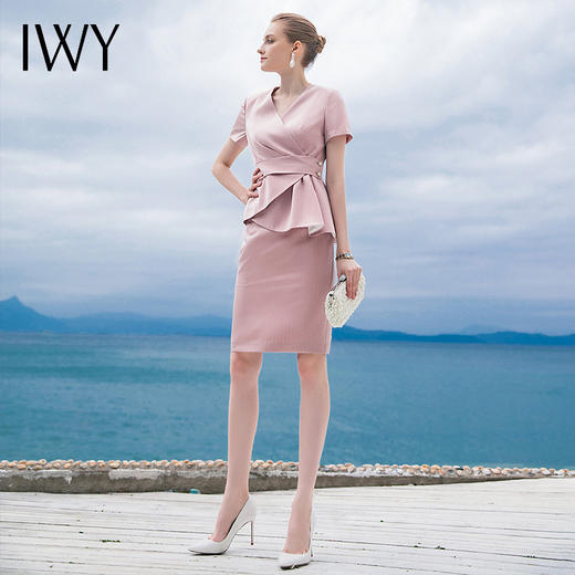IWY/粉色西装半裙套装CS856 商品图4