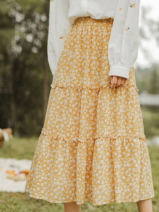 茵曼半身裙女2020秋装新款碎花小清新田园风a字中长裙高腰蛋糕裙