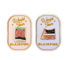 BLACKPINK WORLD TOUR PIN BADGE 黑粉 衣服徽章 极地 公交车JPY带授权招加盟代理