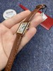 Cartier卡地亚 TANK坦克系列 玫金壳 复古扣 自带鳄鱼皮 瑞士进口朗达石英机芯。相对于大众的蓝气球，更加优雅和知性。小号31X24mm 商品缩略图4