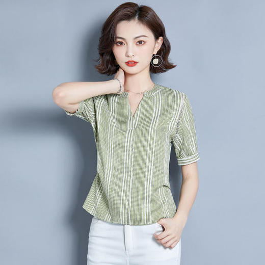 mz5225夏季新款简约v领气质条纹小衫