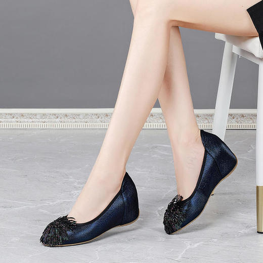 OLD-3931新款时尚水钻内增高浅口单鞋 商品图1