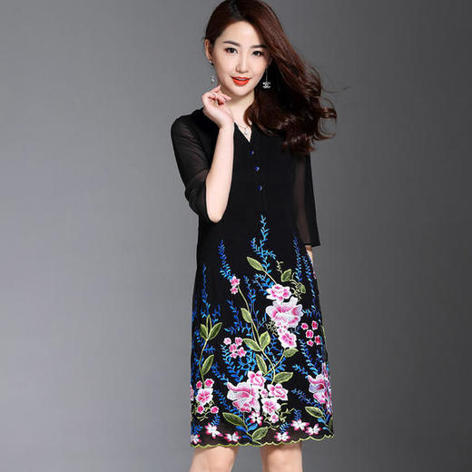 JS-6019新款重工刺绣连衣裙 商品图2