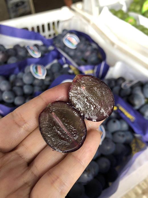 周四秒杀:【订金链接】蓝莓夏黑葡萄!超级甜!超级水!