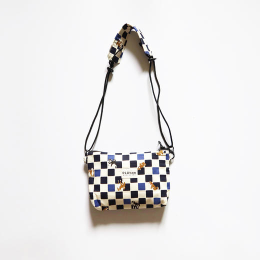 HUJI祤集pieton斜挎包插画棋盘格阿柴 商品图3