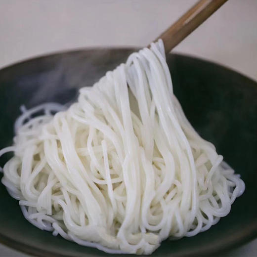 家乡味道·湖南衡阳手工米粉 山泉水+大米 古法传统工艺 阳光日晒 不熏烤 口感顺滑有劲道 商品图3