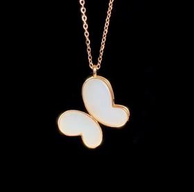 18K玫瑰金和田玉（白玉）镶钻项链--蝶 蝶翼15*8*3+13*6*3mm/链长40+2cm