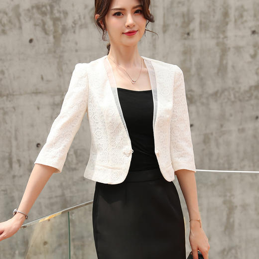 WZNH-YZC8B328纯色西装领一粒扣修身七分袖短外套 商品图1