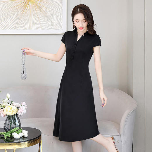 HZY-ASE2273夏季新款复古简约桑蚕丝旗袍裙 商品图2